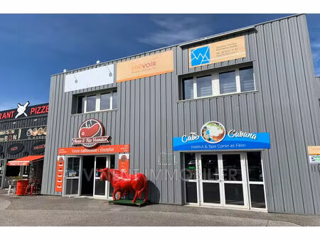 location local commercial 85m2 montélimar 26200 - 1200 € - surface privée