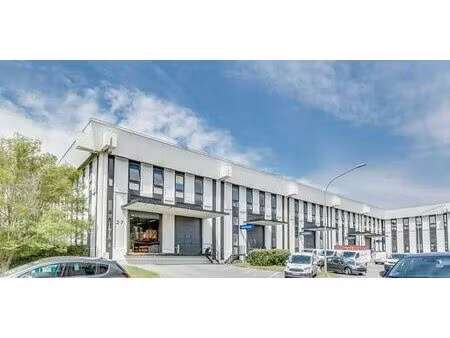 location local d'activités rungis 1 613 m²