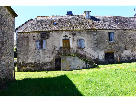 rieupeyroux / corps de ferme