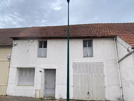 vente maison 5 pièces 140 m² à lusigny (03230)  25 000 €