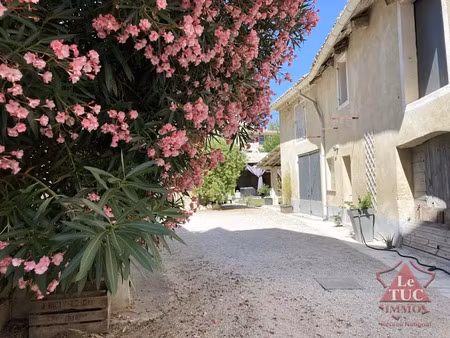 vente maison 8 pièces 210 m² à roquemaure (30150)  499 000 €