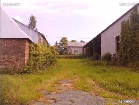 périgord vert - propriété de 74 ha  maison et bâtiments