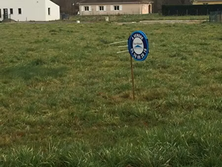 terrain lacadee 2240 m2