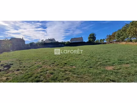 terrain constructible à 18 euros le m² (coltines)