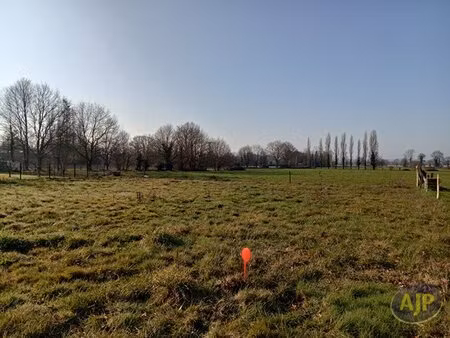 en vente terrain constructible 8 17 ares – 50 000 € |jans