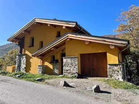 vente maison 4 pièces 81 m² à valmeinier (73450)  495 000 €