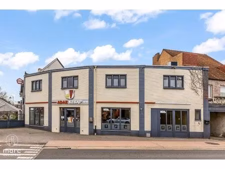 gunstige investering | handelszaak en appartement op toplocatie in hamont-achel