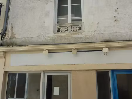 vente immeuble 80 m² montmorillon (86500)