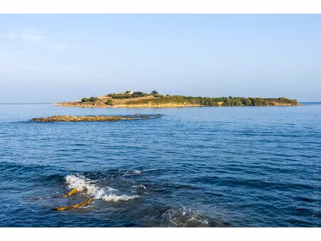 vente immeuble santec (29250)