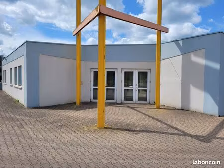 223 m2 de bureaux à louer