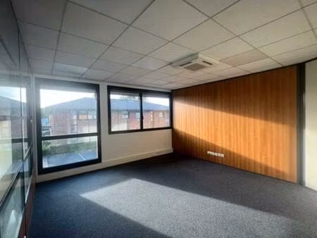 location bureau lezennes 59260