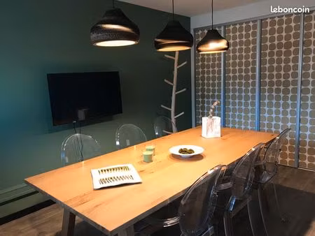 bureau privatif / salle de reunion (8 places) à louer