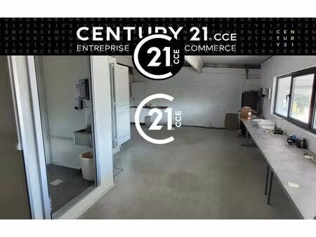 location commerce 225 m² à montauroux (83440)