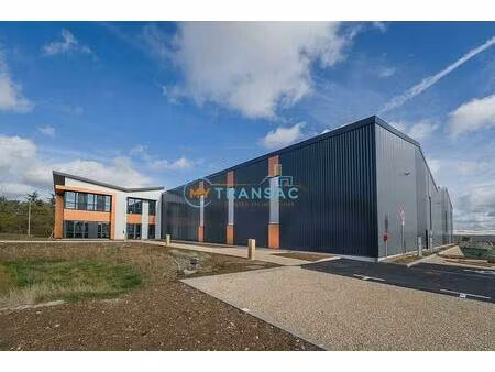 location local industriel 4151 m² à limeil-brévannes (94450)
