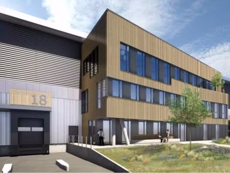 location entrepôt / local d'activités st etienne de st geoirs 12 850 m²