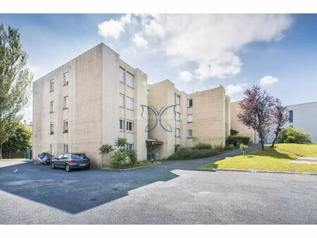 location garage à francheville (69340)