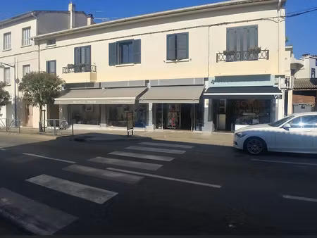 location locaux professionnels 167 m² à ghisonaccia (20240)  1 900 €