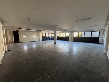 location local d'activités herblay 1 504 m²