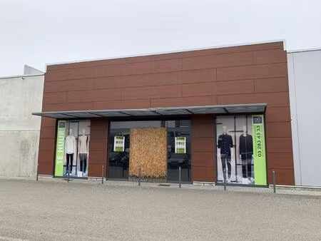 commercieel te huur in lanaken