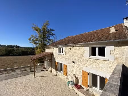 vente maison 5 pièces 253 m² celles (24600)