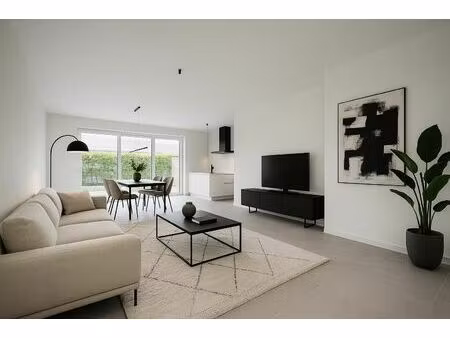 aantrekkelijke hob met drie slaapkamers in rustige nieuwe verkaveling