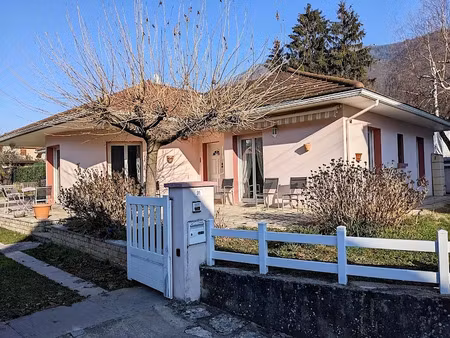 vente maison 6 pièces 137 m² à saint-georges-de-commiers (38450)  450 000 €