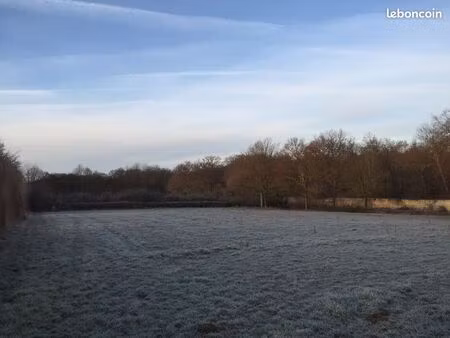 terrain de 4080 m² - 58160 la fermete