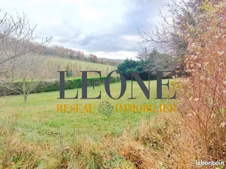 terrain 594 m² villette-de-vienne
