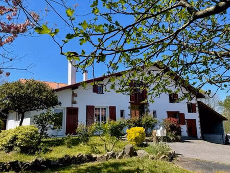 vente appartement 7 pièces 202m2 amorots-succos 64120 - 630000 € - surface privée