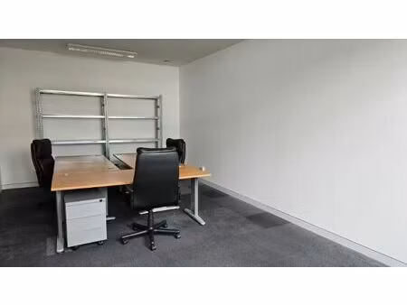 bureau privatif 26m2 dans espace de coworking convivial