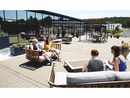 location bureau jouy en josas 1 300 m²