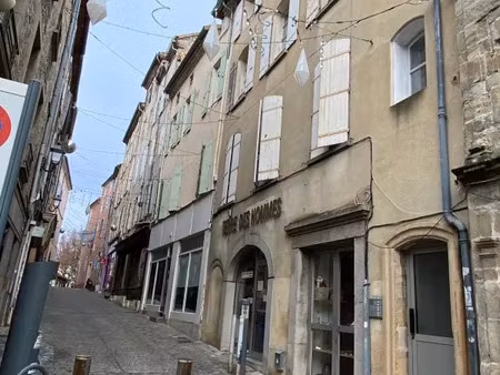 vente commerce 65 m² aubenas (07200)