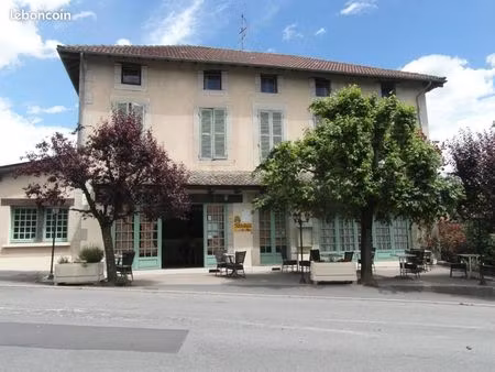 hôtel restaurant bar ou investissement  toutes autres activités