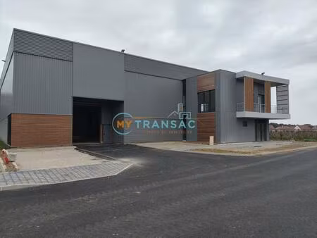 location local industriel 718 m² à chanteloup-en-brie (77600)
