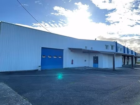 location entrepôt / local d'activités domloup 7 430 m²