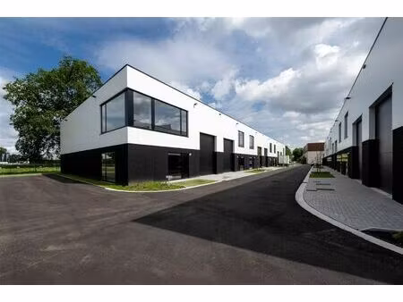 bedrijvenpark nieuwmoer: nieuwbouw kmo units met zichtlocatie