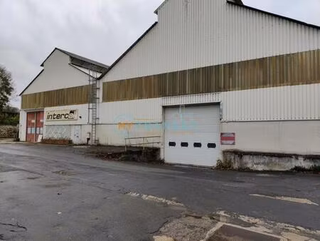 location local industriel 1565 m² à pommeuse (77515)