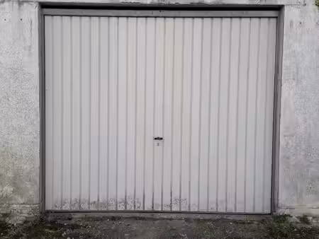location parking gelos 64110 - - surface privée