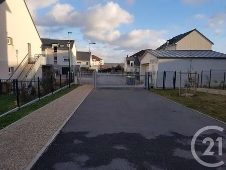 parking à louer - 15 m2 - st etienne du rouvray - 76 - haute-normandie