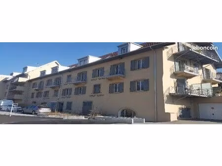 local commercial 60 m²