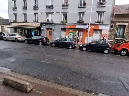 murs commerciaux avec logement à vendre directe propriètaire