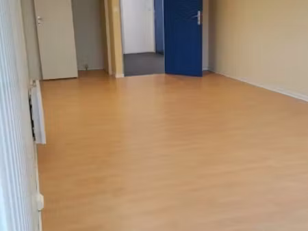 location locaux professionnels 96 m² à montrabé (31850)  1 400 €