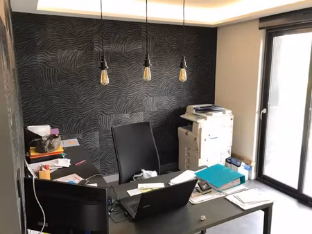 location locaux professionnels 130 m² à tournefeuille (31170)  2 000 €