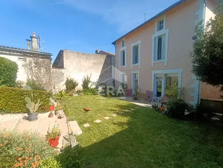 vente maison 6 pièces 190 m² à availles-limouzine (86460)  128 400 €