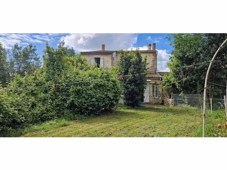vente maison 6 pièces 125 m² à cussac-fort-médoc (33460)  230 000 €
