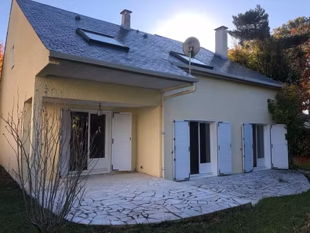 vente maison 8 pièces 199.6 m² à la celle-saint-cloud (78170)  1 485 000 €