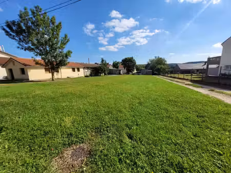 terrain de 550 m² m²