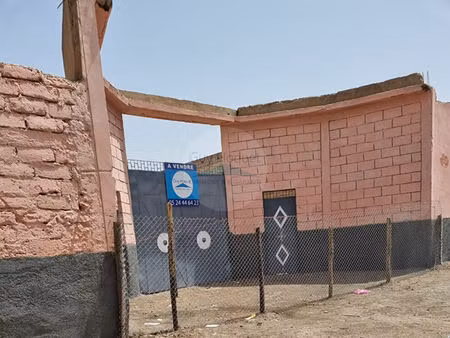 en exclisivite : terrain de 999 m2 en zone industrielle
