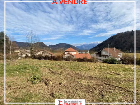 vente terrain 2609 m² saint-nicolas-de-macherin (38500)