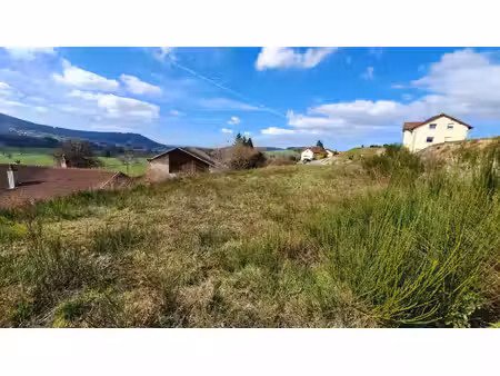 terrain constructible de 1024 m²